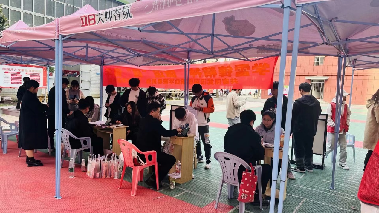 快來曬出你的志愿者證 快來曬出你的志愿者證