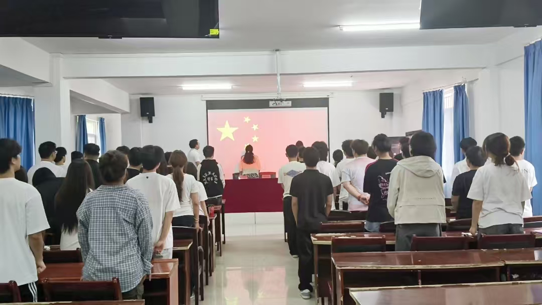 武漢科技職業學院第三十九期業余黨校結業典禮圓滿落幕，為黨輸送新生力量