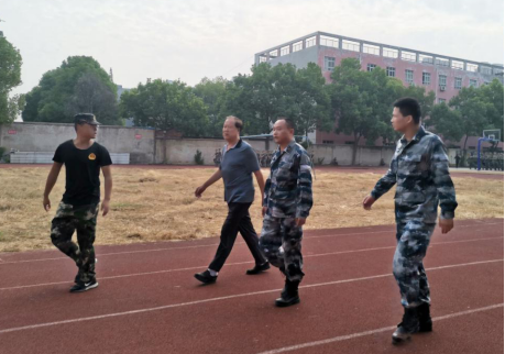 我院召開2019級新生軍訓匯報表演暨總結表彰大會 我院召開2019級新生軍訓匯報表演暨總結表彰大會