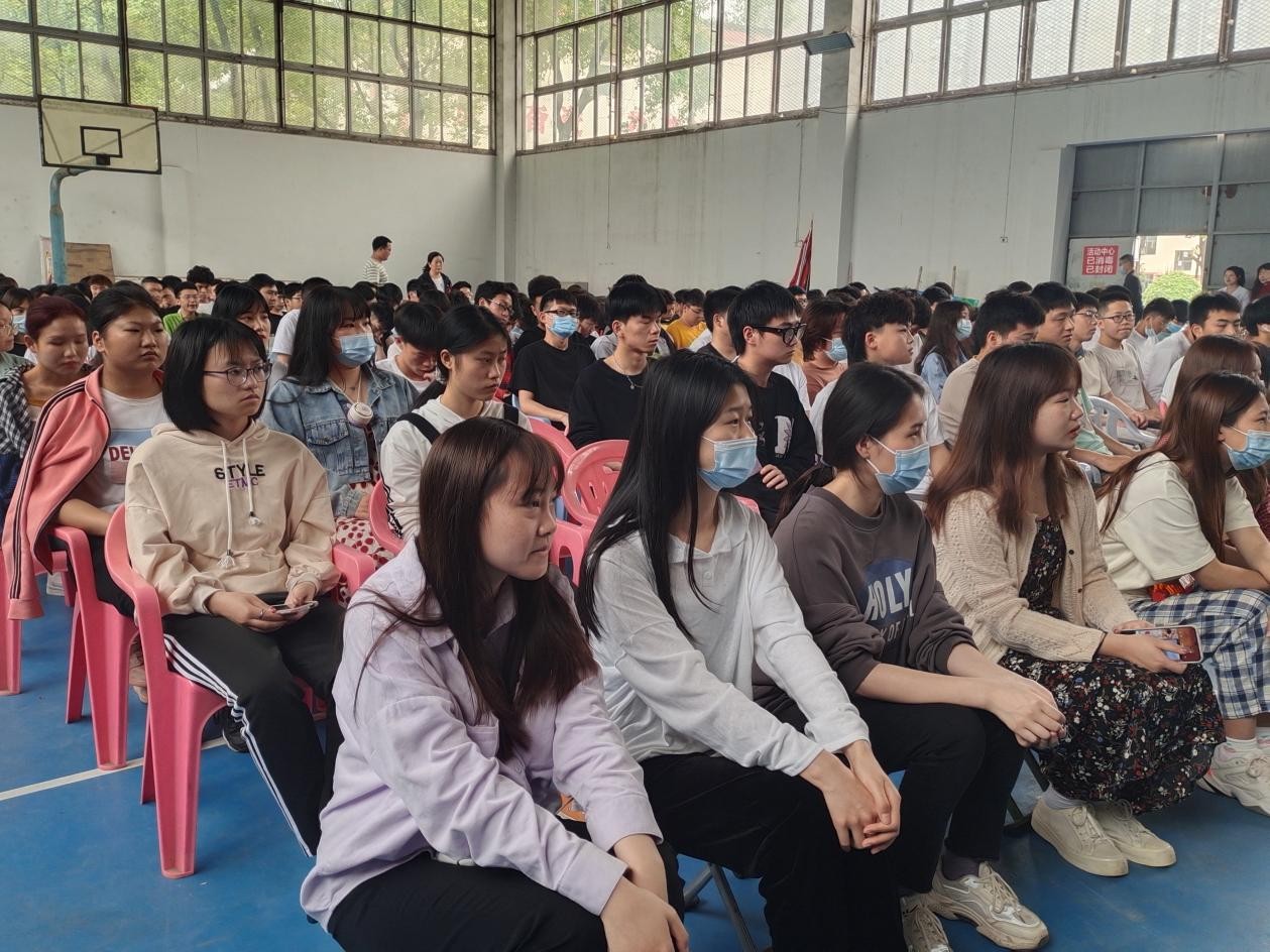 武漢科技職業學院2020-2021第二學期 黨史學習專題教育講座（第一講）