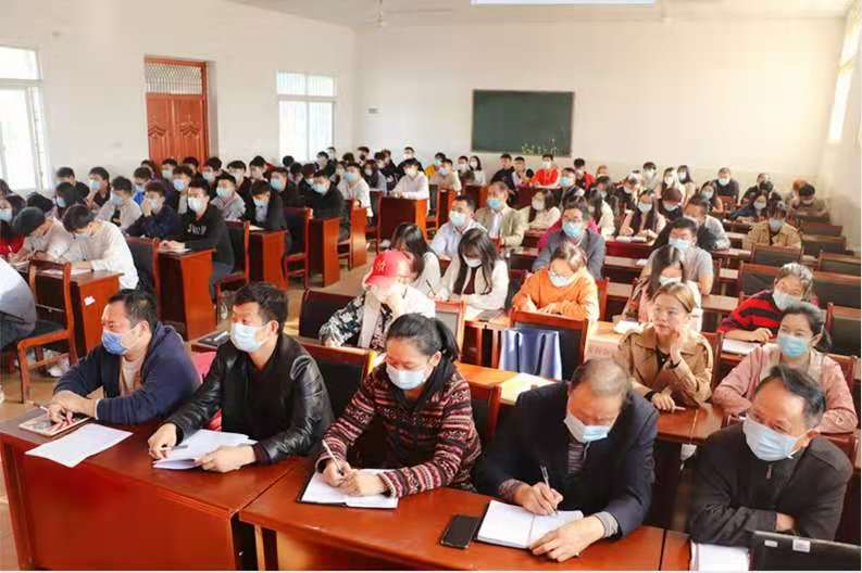 我院組織黨員干部及廣大師生 學(xué)習(xí)貫徹黨的十九屆五中全會(huì)精神