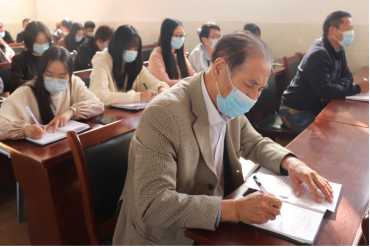 我校組織《中央宣講團(tuán)在教育部開(kāi)展的學(xué)習(xí)貫徹黨的十九屆五中全會(huì)精神報(bào)告會(huì)》學(xué)習(xí)活動(dòng)