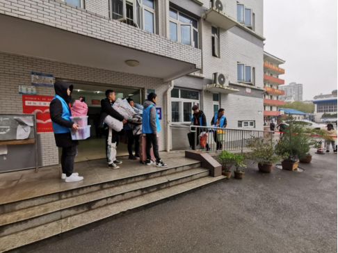 開學啦！師生順利返校