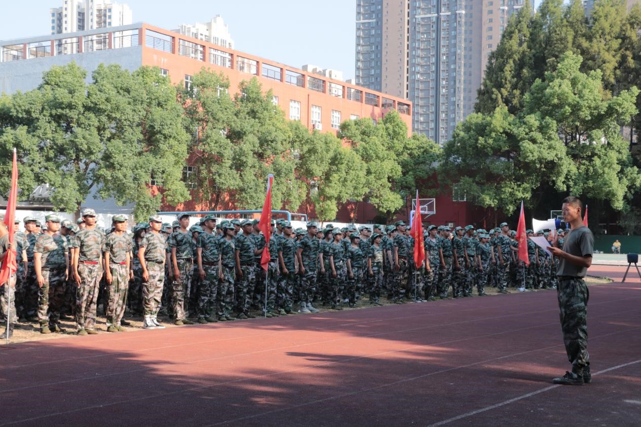 “勿忘國恥，吾輩自強”新生軍訓之愛國主義教育
