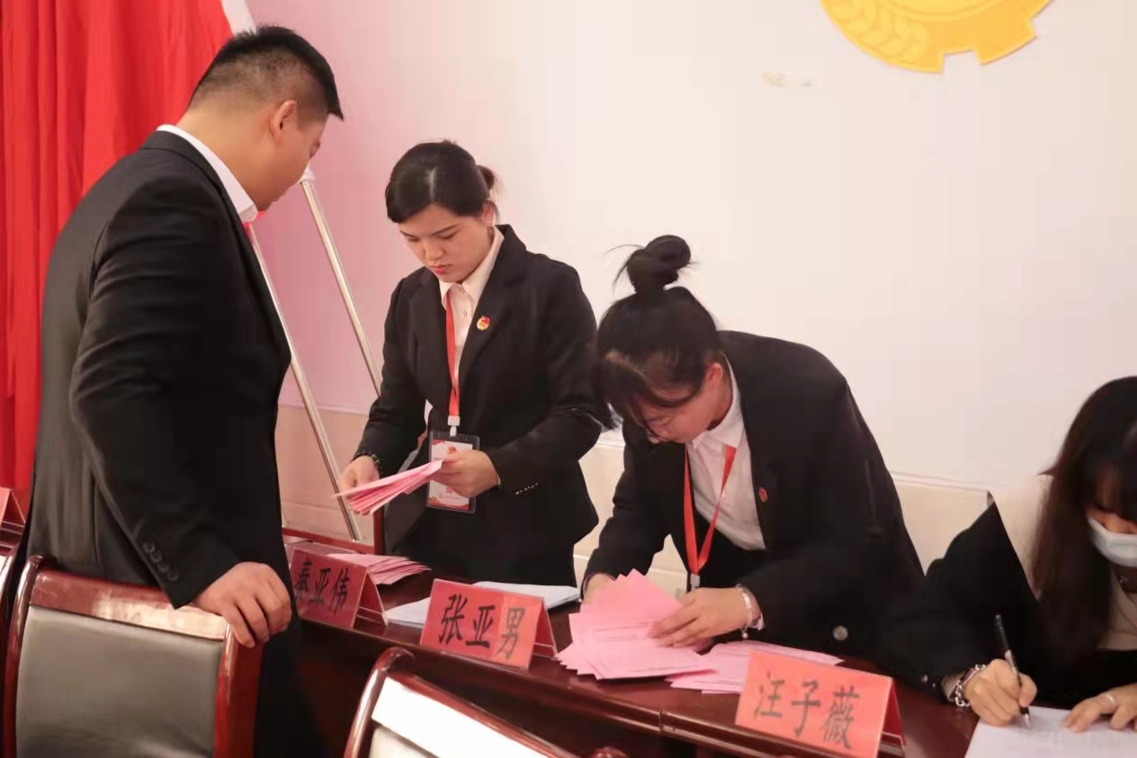 我院第十次學(xué)生代表大會(huì)隆重召開！